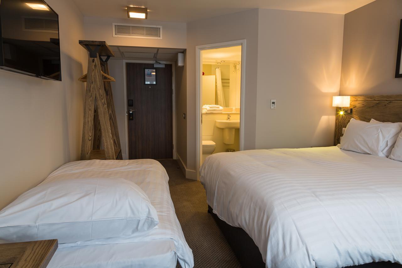 Spread Eagle, Gailey By Marston'S Inns Exteriér fotografie