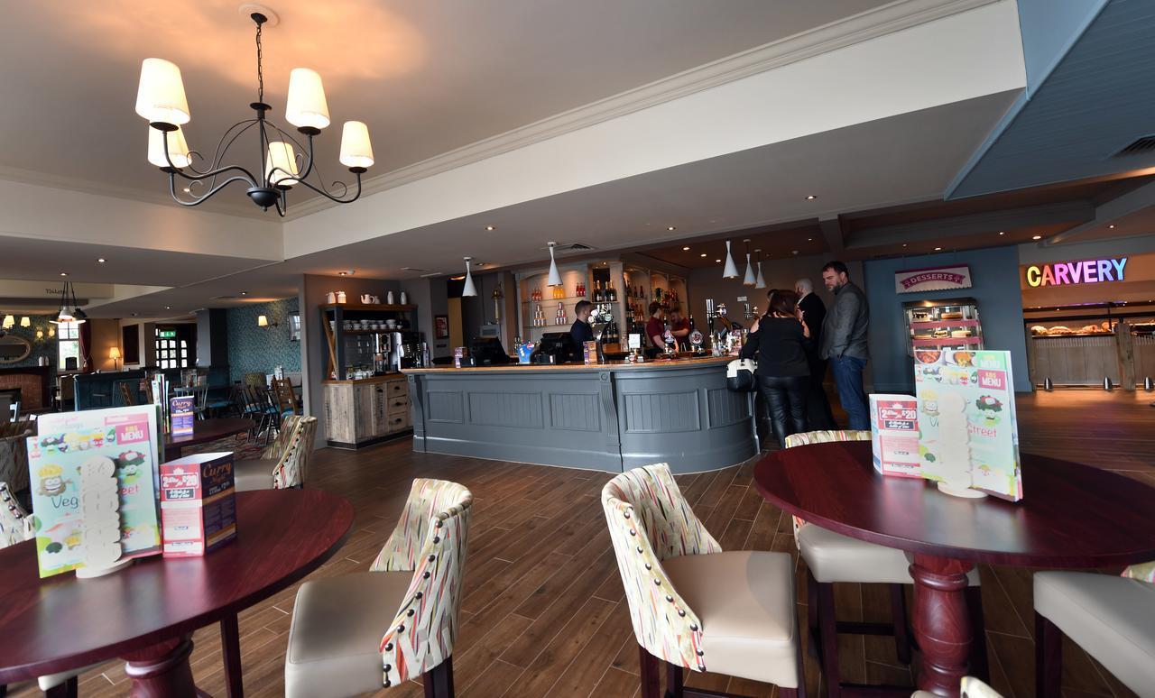Spread Eagle, Gailey By Marston'S Inns Exteriér fotografie